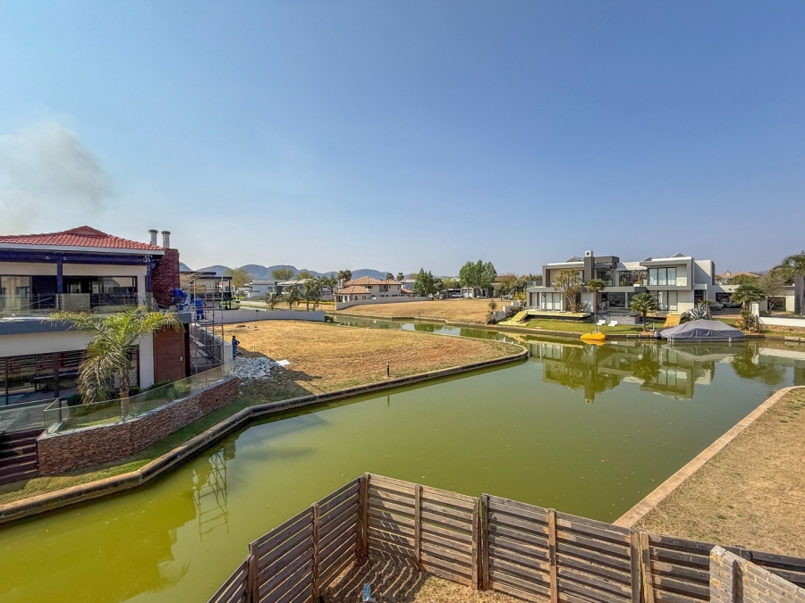 4 Bedroom Property for Sale in The Islands Estates North West